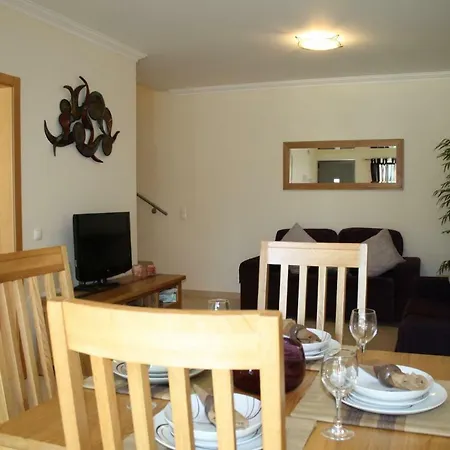 Apartament At35 Dulplex 2 Bed Branqueira,
